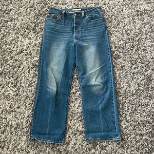 Women’s levi ribcage straight ankle jeans size 29..